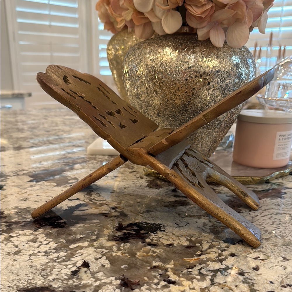 Elegant Gold Book Stand